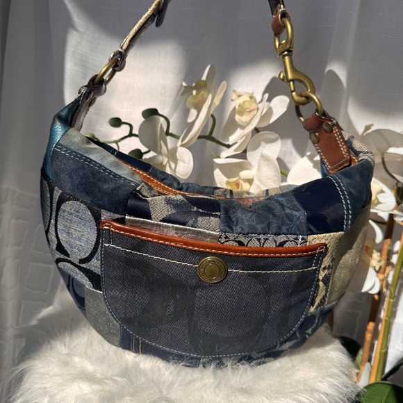 Coach patch work denim - vintage 2006! With matching wristlet . - Picture 5 of 12